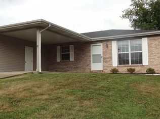 28 Ramona Dr, Shiloh, IL 62221