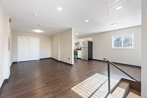 Floor plan E