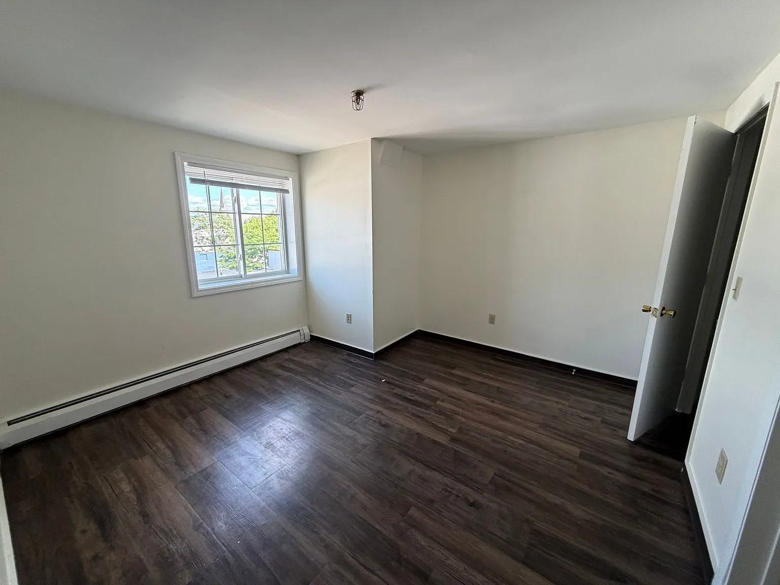 1 bed, 1.0 bath, $1,495 — Photo 4