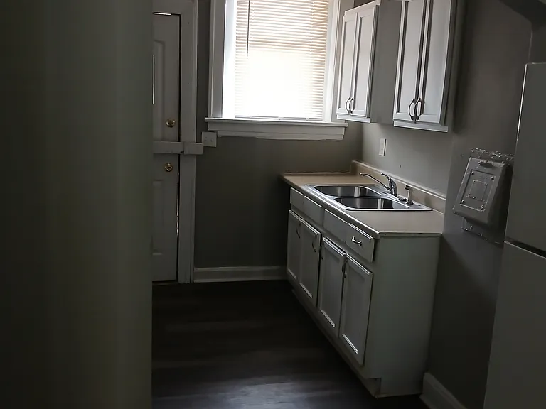 1337 S 3rd St #5 — Photo 3