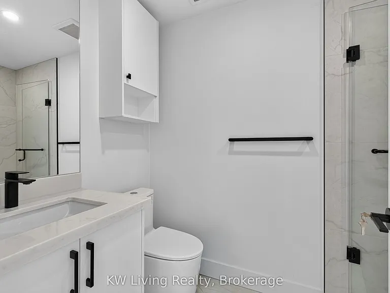 96 Belgravia Ave — Photo 17