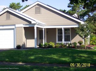 72 Buckingham Dr, Manchester, NJ