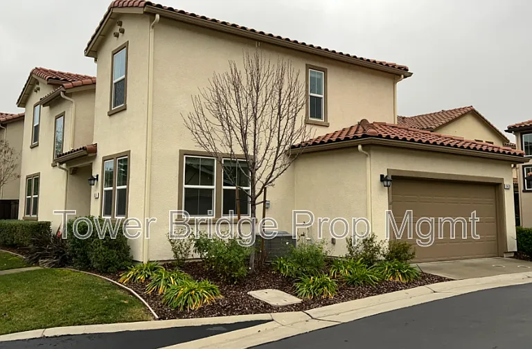 6436 Brando Loop — Photo 2