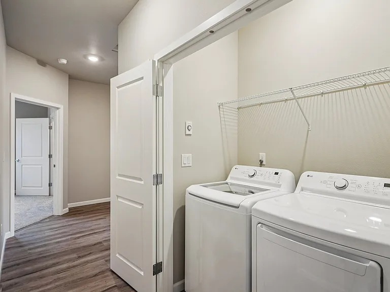 Tahoma Terrace Apartments — Photo 96