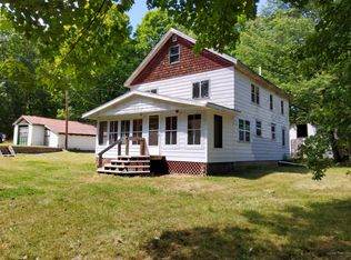 297 Borough Rd, Chesterville, ME 04938