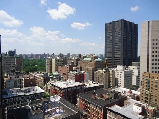 Rented by Mallan Real Estate Inc | media 34