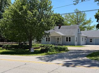 2925 NW Lower Silver Lake Rd, Topeka, KS 66618