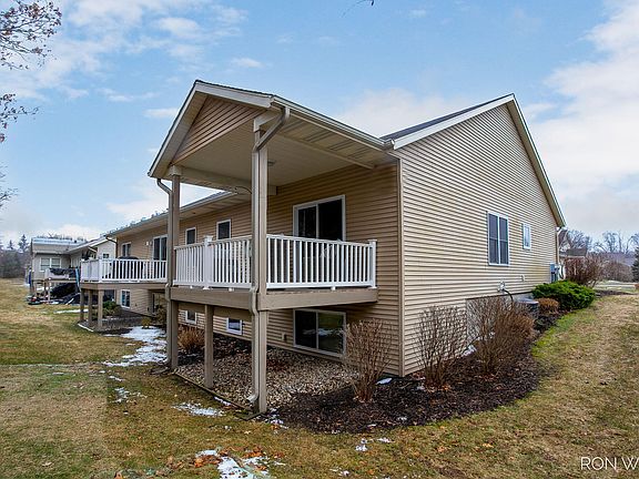 4th image of 2494 Nuttall Ct