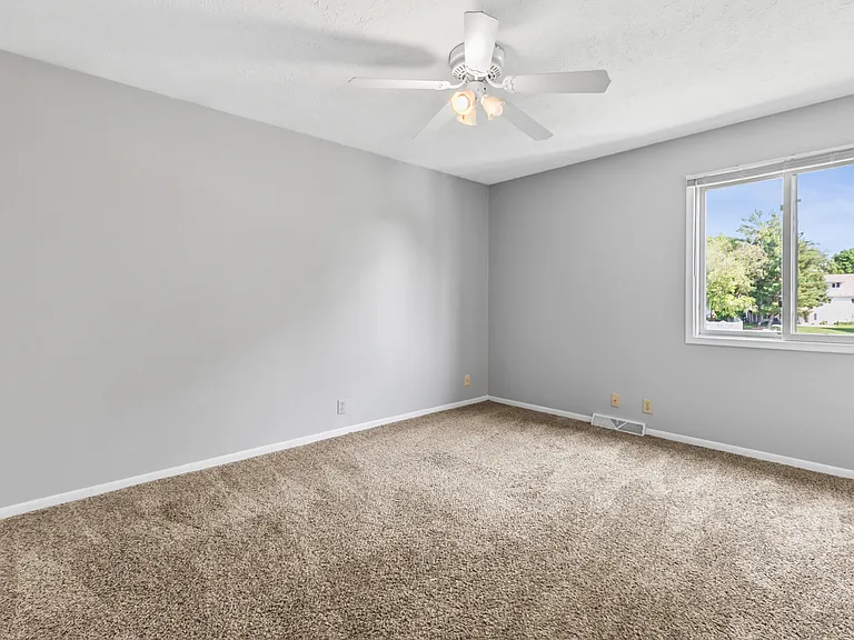 12728 Corby St — Photo 21