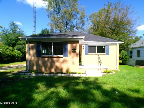 2560 Koehler Ave, Toledo, OH 43613