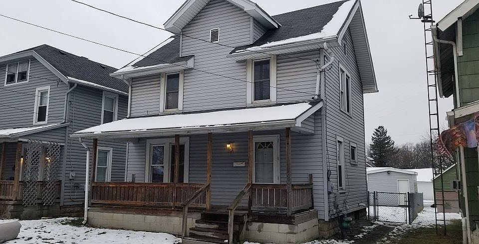 1st image of 961 Henry St