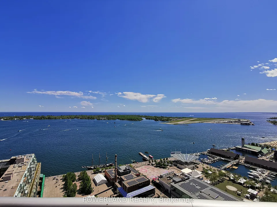 208 Queens Quay W #3307