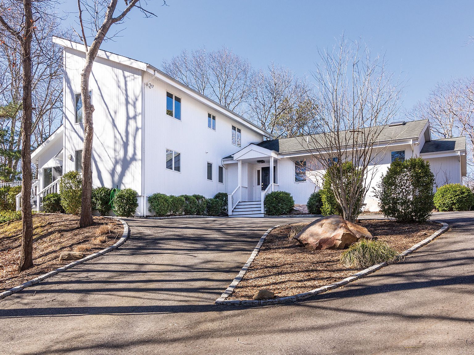 484 Route 114, East Hampton, NY 11937 Zillow