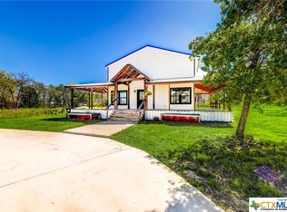 550 Turkey Hollow Rd, Luling, TX 78648