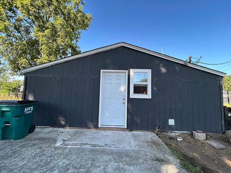 750 N Forsythe St #3 — Photo 9