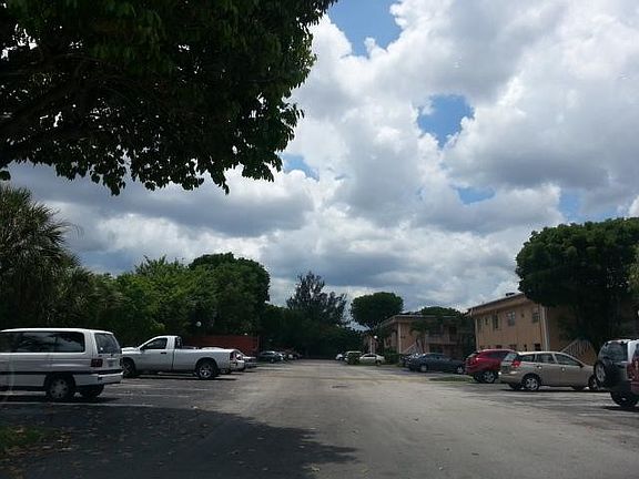 4th image of 12800 SW 43rd Dr APT 209B