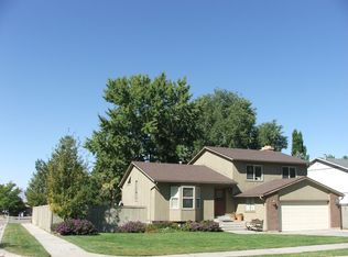 9714 S 2720 E, Sandy, UT 84092