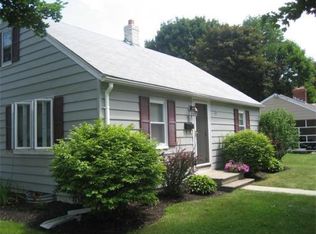 7 Dogwood Rd, Worcester, MA 01606