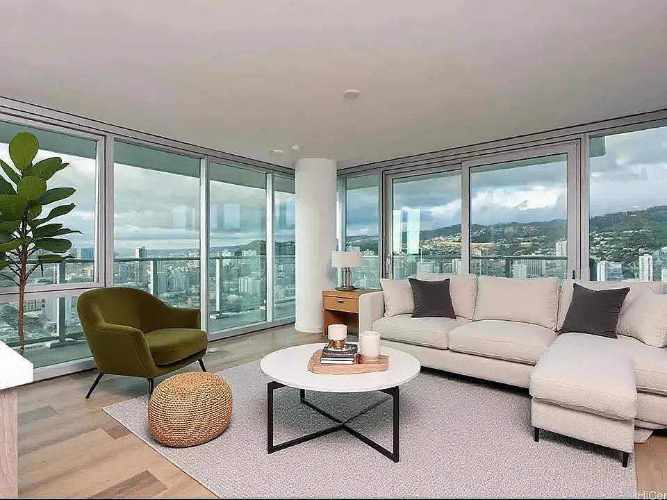 3 bed, 1147 sqft, $5,800 — Photo 2