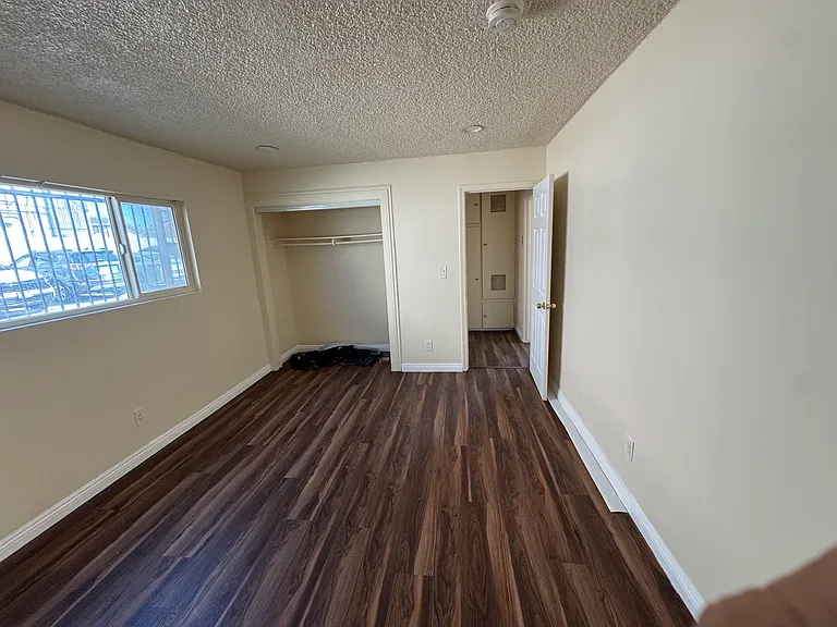 6406 Brynhurst Ave — Photo 13