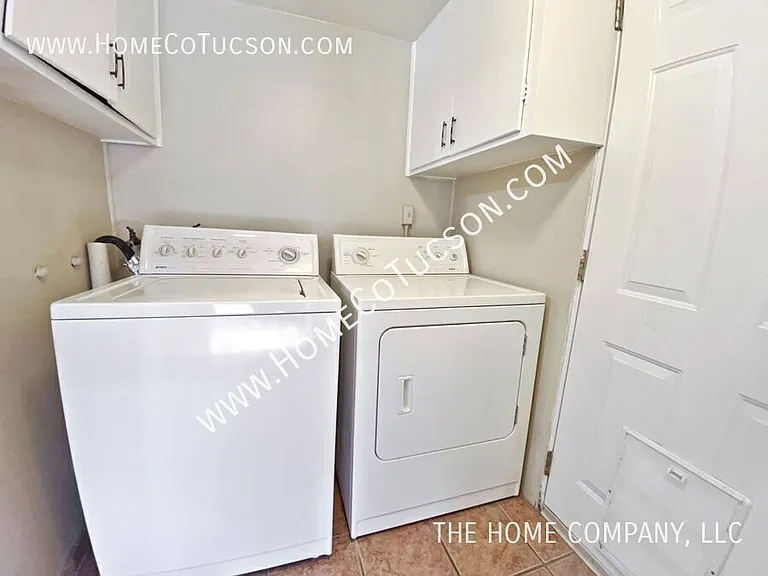 5452 E Linden St — Photo 24