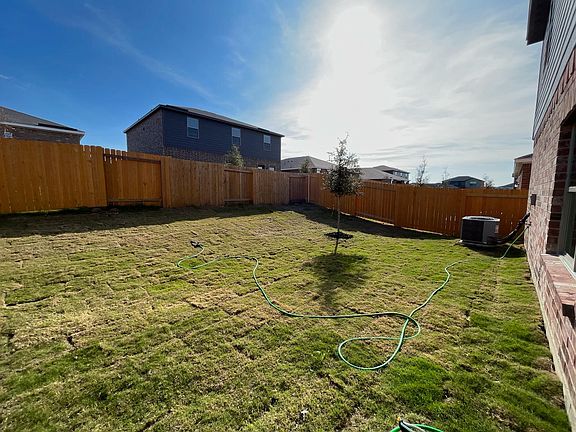 5th image of 618 Delta Downs Dr