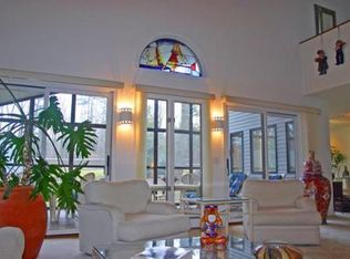 1 Coldbrooke S #A, Lenox, MA 01240