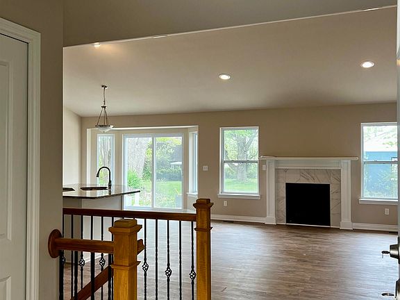 3rd image of 26353 Pine Gate Dr