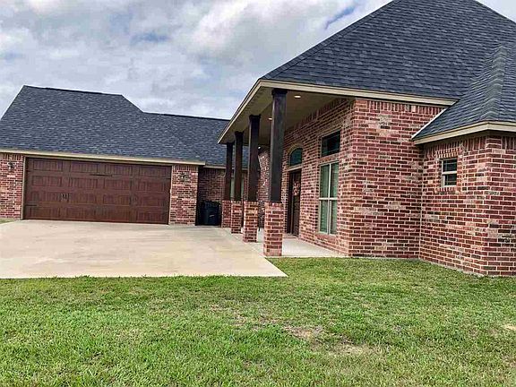 4th image of 275 Stephanie Dr