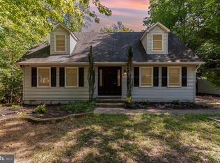 12148 Pine Tree Ln, Lusby, MD 20657