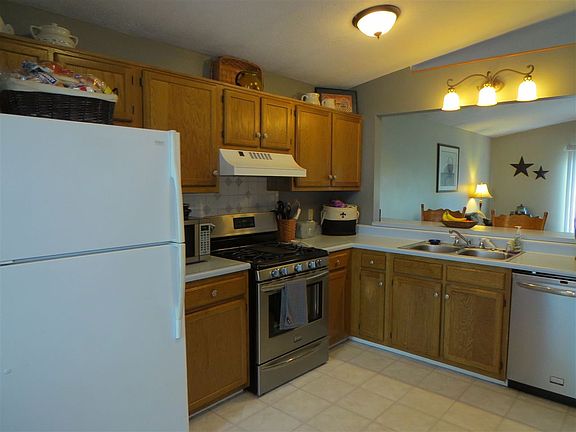 2nd image of 65858 Barrens Dr