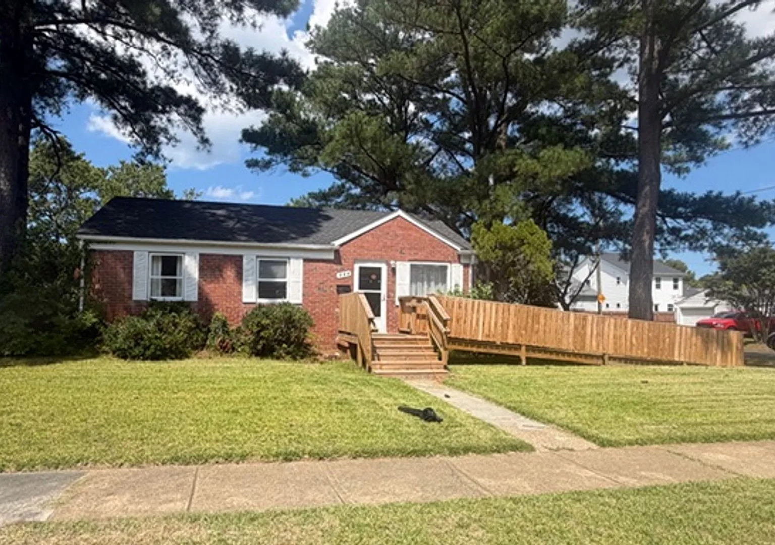 Roland Park — Photo 1