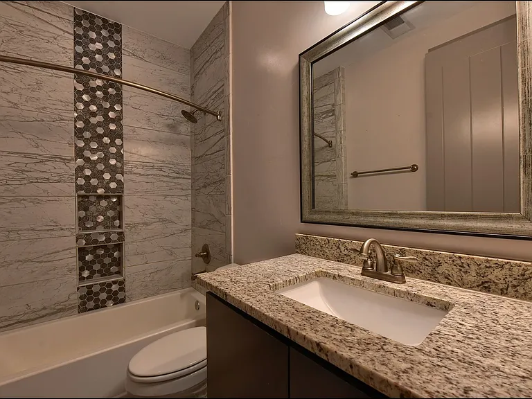 312 Vin Almoradi Ct — Photo 31
