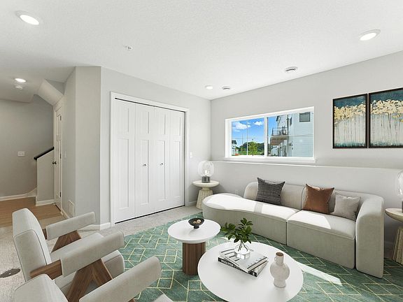 4th image of 10373 Birchwood Cir