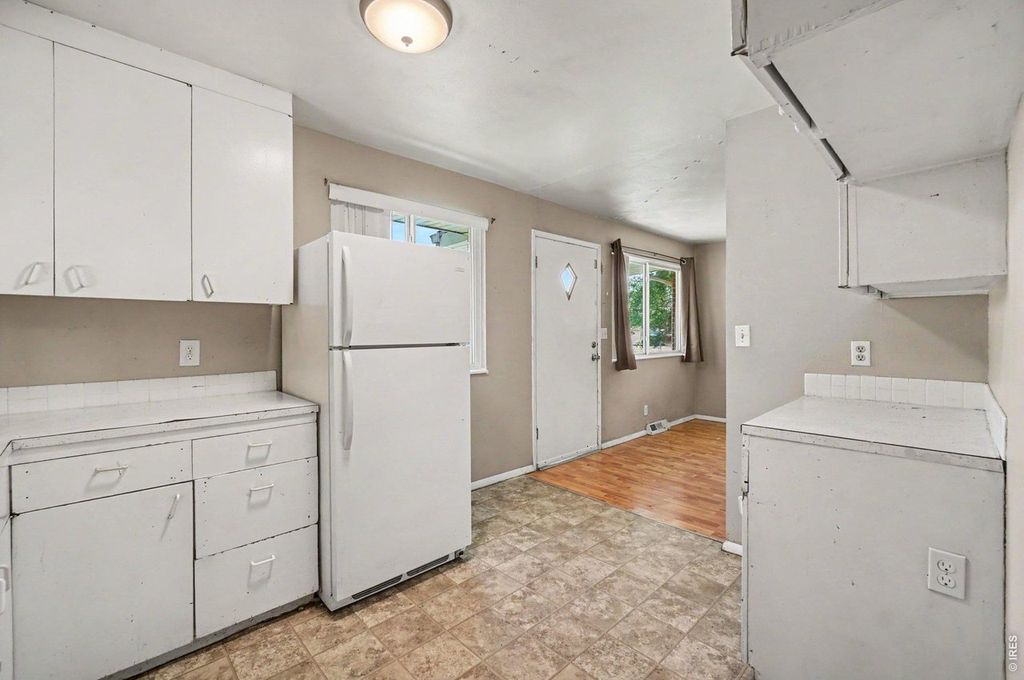 1122-1126 Gard Pl