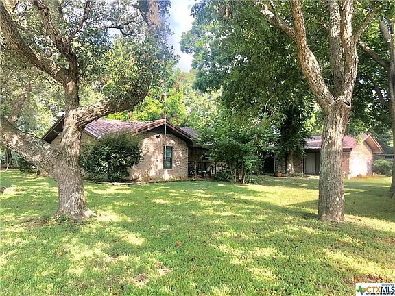 4th image of 261 Robertson Dr