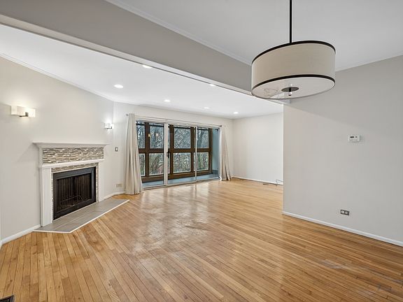 5th image of 5400 S Hyde Park Blvd APT D7