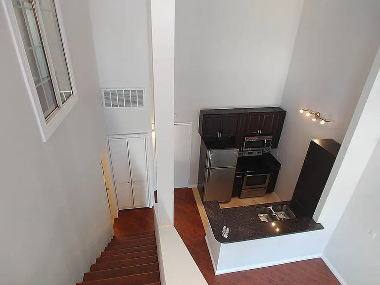 Villa De Adel Apts — Photo 163