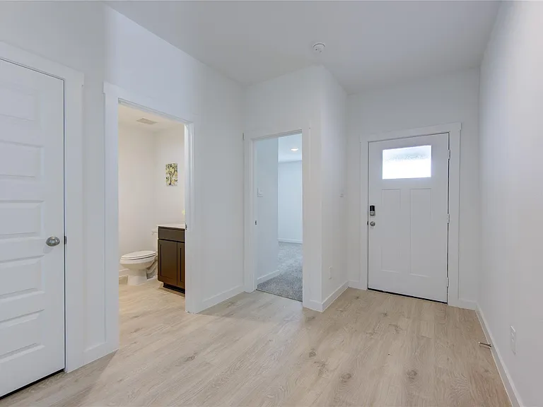 8038 Tropea Dr — Photo 2