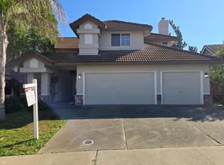 9444 Lockeridge Way, Sacramento, CA 95829