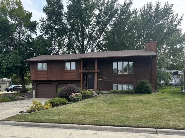 954 Liberty Ln, Fairmont, MN 56031