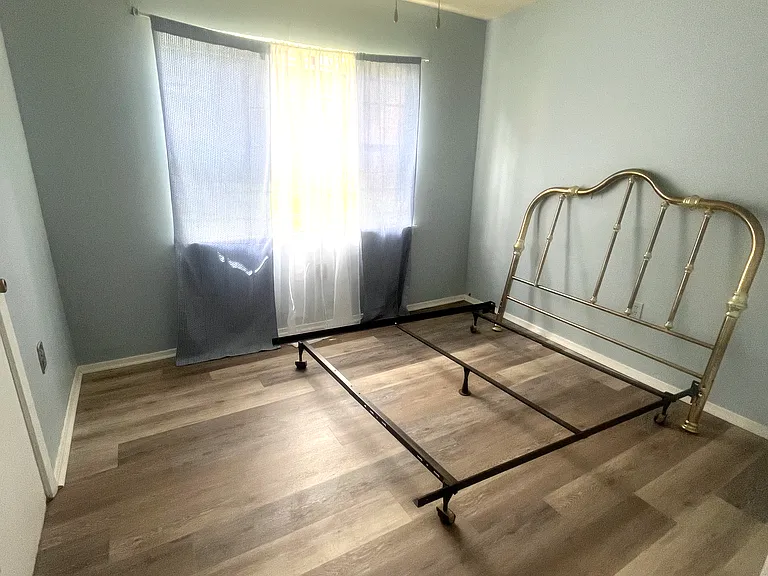 3519 Horton St — Photo 4