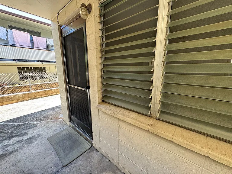 3353 Campbell Ave #1-7 — Photo 5