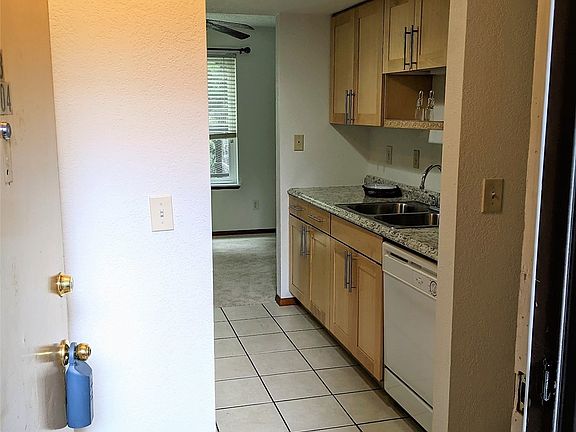 3rd image of 10021 SE 235th Place #B104