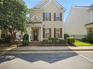 8236 Lee Hall Ave, Suffolk, VA 23435