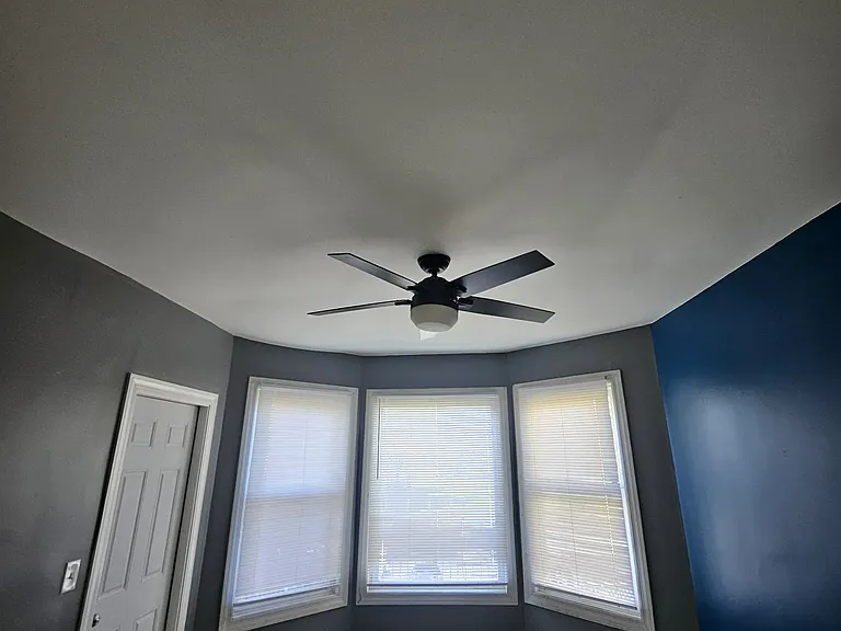 7009 S Perry Ave #1 — Photo 14
