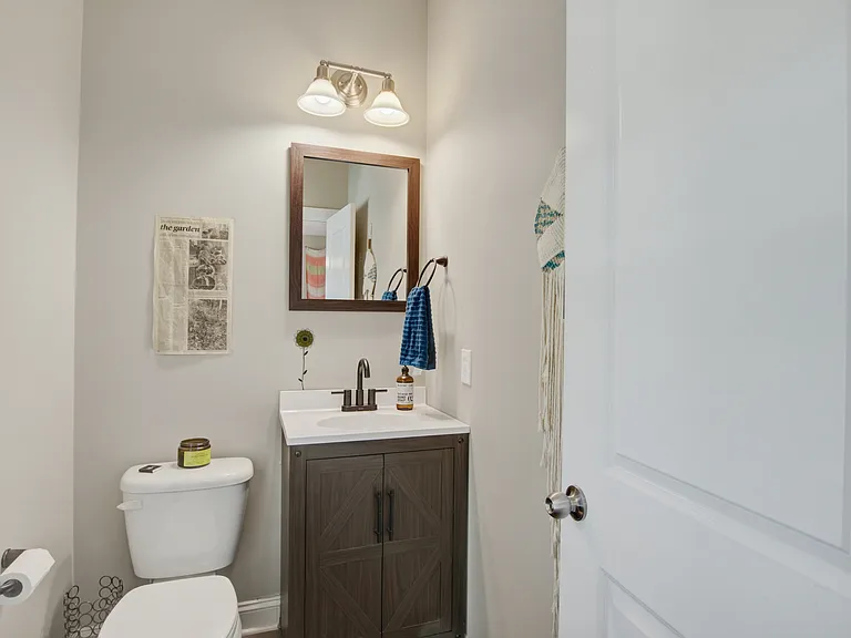 21 Oak Forest Dr #B — Photo 17