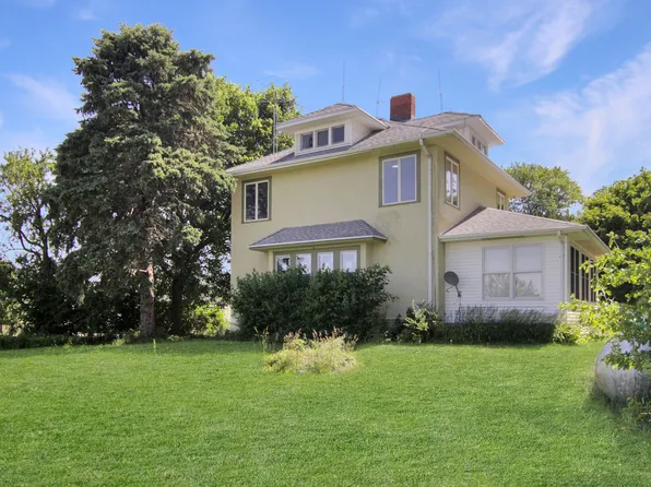 1099 N 4000e Rd, Kankakee, IL 60901