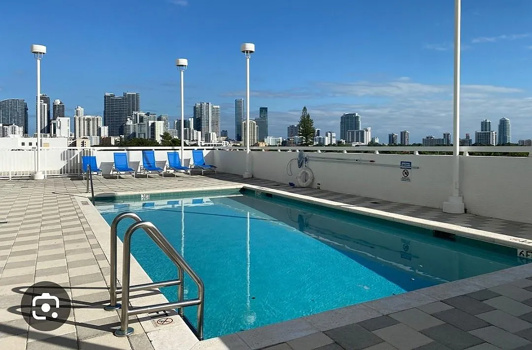 1 bed, 710 sqft, $2,200 — Photo 2