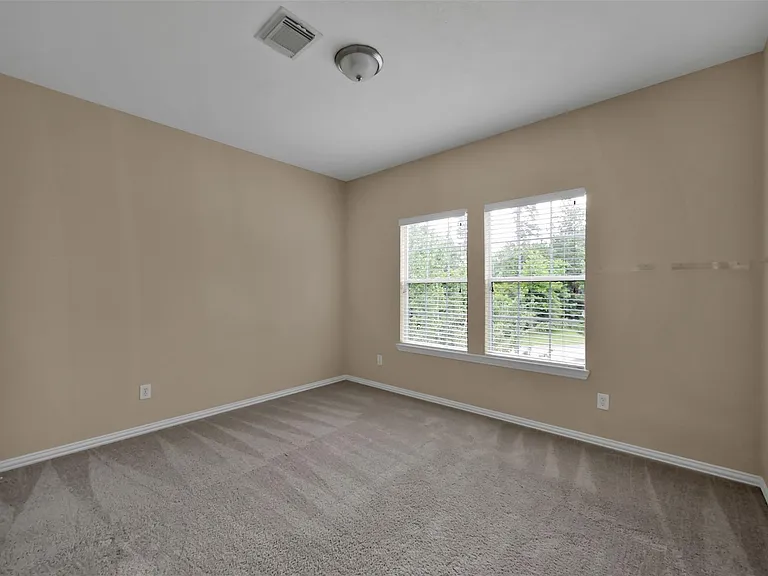 79 Chipwyck Way — Photo 12